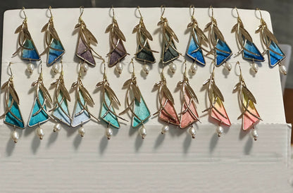 Handmade Ronghua gradient triangle leaf drop earrings in 10 colors of mulberry silk velvet with freshwater pearl and gold frame