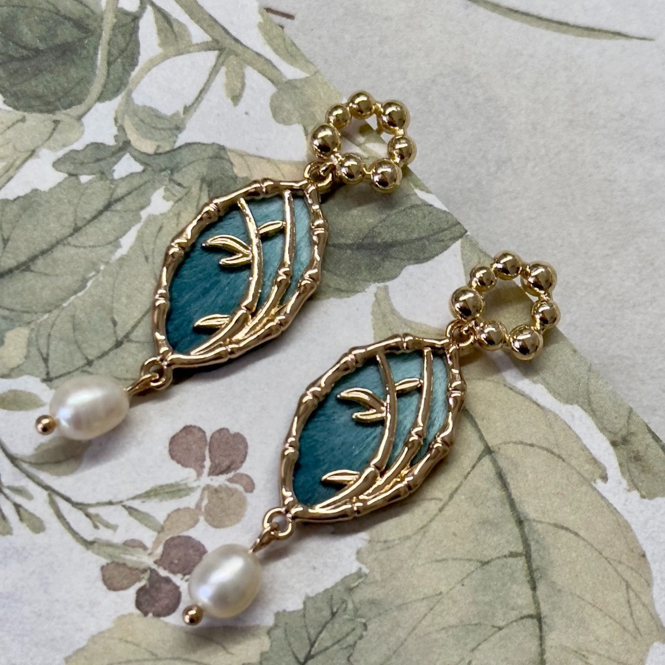 Handmade Ronghua Bamboo Window Earrings | Mulberry Silk Velvet Blue Bamboo Leaf Drop Earrings with Pearl