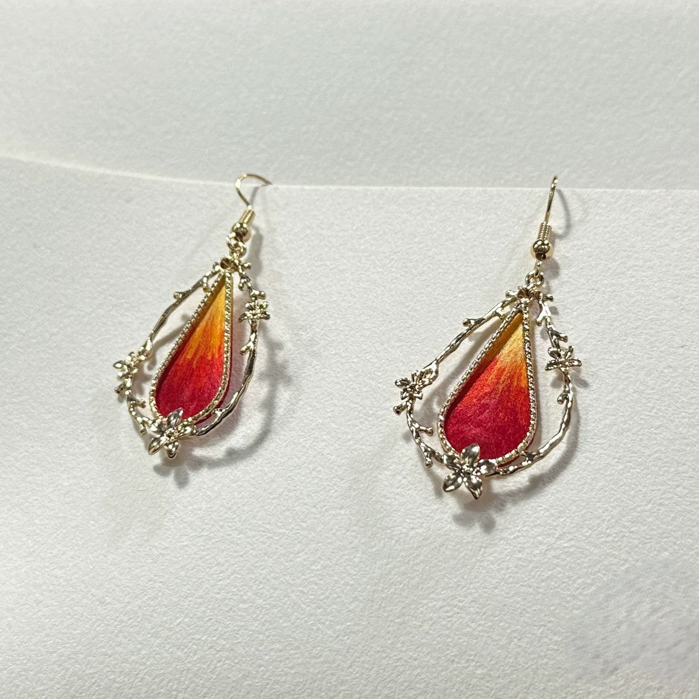 Handmade Ronghua red-orange gradient silk velvet teardrop drop earrings with gold plum-blossom frame