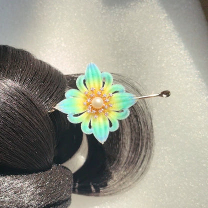 Handmade Ronghua Baoxiang Flower Hairpin | Mulberry Silk Velvet Treasure Flower Headwear