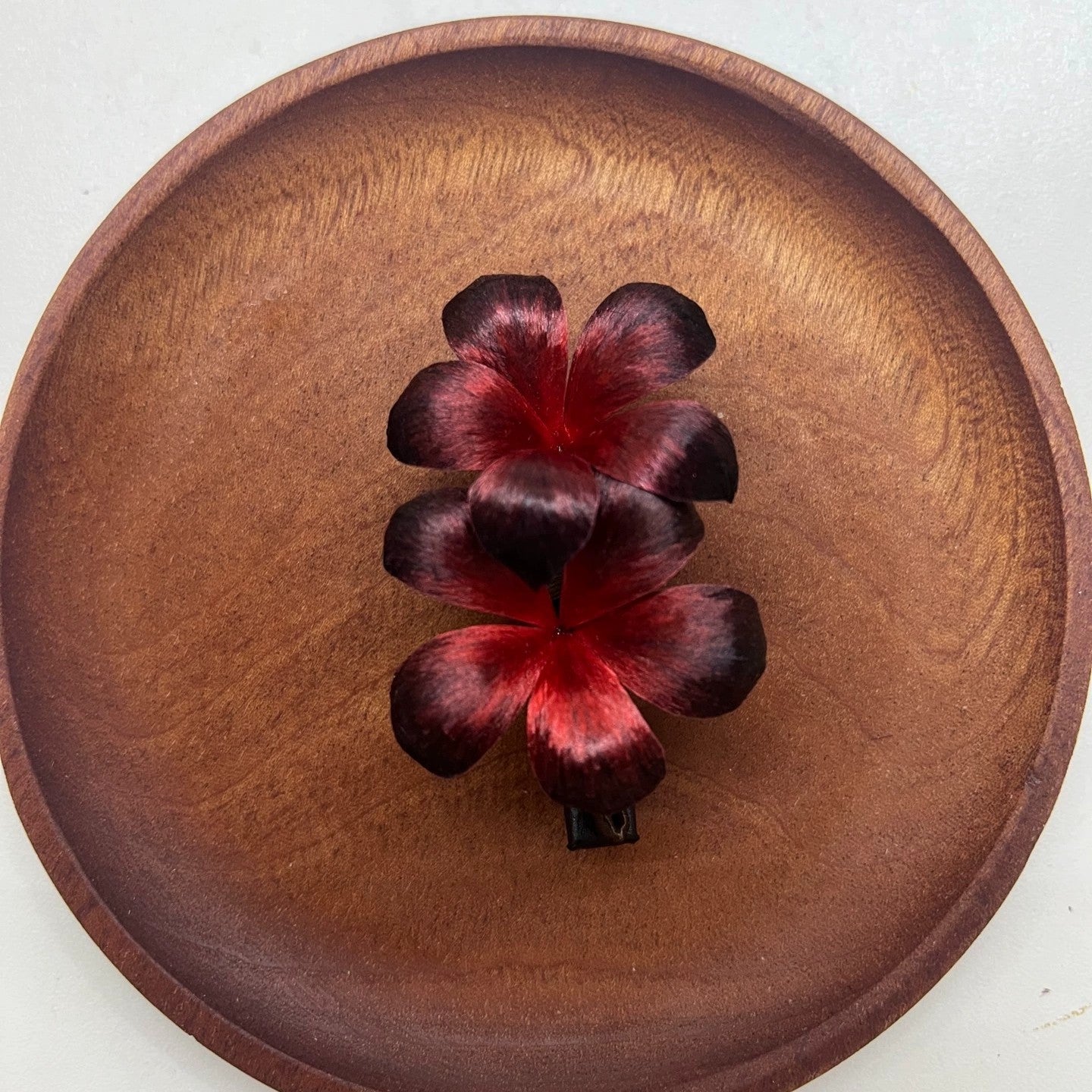 Handmade Ronghua red-to-black gradient double flower hair clips – mulberry silk velvet blossoms