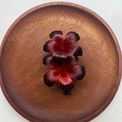 Handmade Ronghua red-to-black gradient double flower hair clips – mulberry silk velvet blossoms