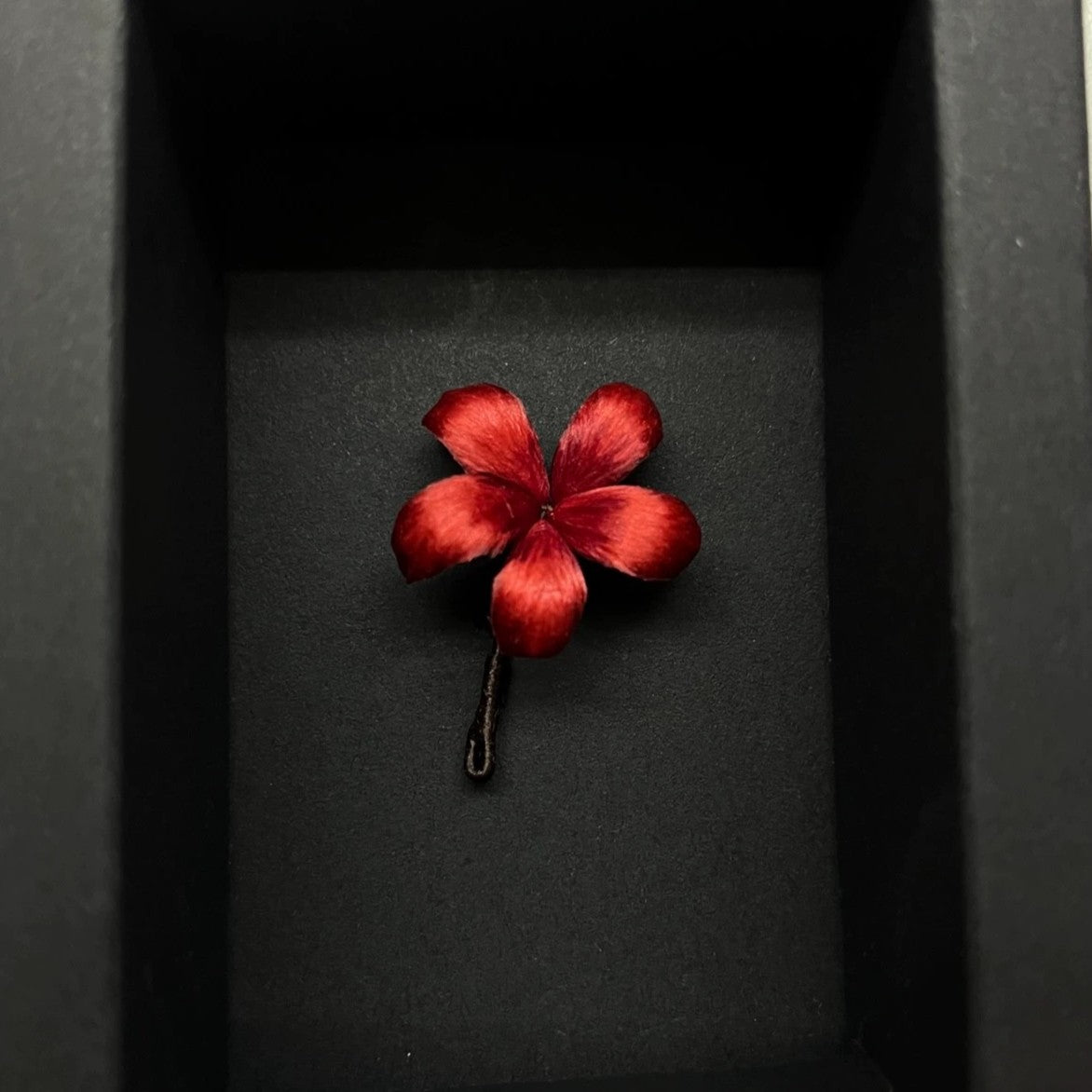 Handmade Ronghua Red Mandala Flower Brooch | 2.5cm Mulberry Silk Velvet Datura Pin