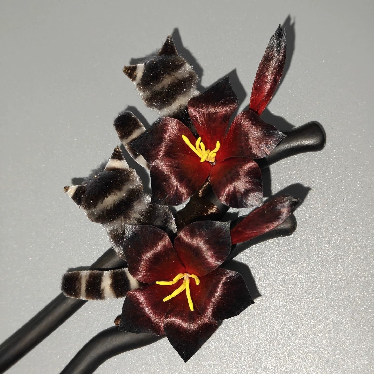 Handmade Ronghua Datura Cat Hairpin | Black-Red Mulberry Silk Velvet Mandala Flower Kitten