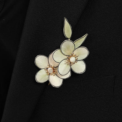 Handmade Ronghua White Anime Flower Brooch | Ivory Mulberry Silk Velvet Blossom Pin
