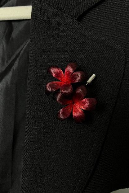 Handmade Ronghua Red-Black Double Flower Brooch | Mulberry Silk Velvet Gradient Blossom Pin