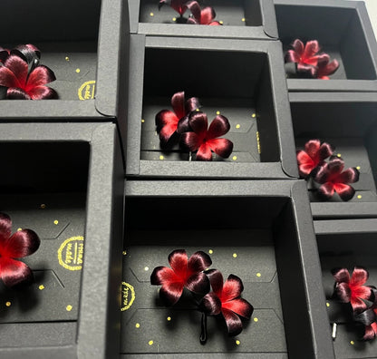 Handmade Ronghua Red-Black Double Flower Brooch | Mulberry Silk Velvet Gradient Blossom Pin