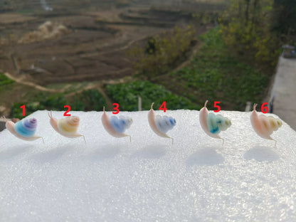 Handmade Small Ronghua Snail Ornament - Natural Mulberry Silk, 7 Colors