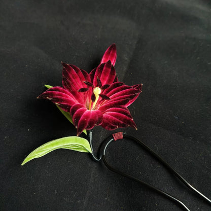 Handmade Ronghua Lily Hair Pin - Natural Mulberry Silk Velvet Flower