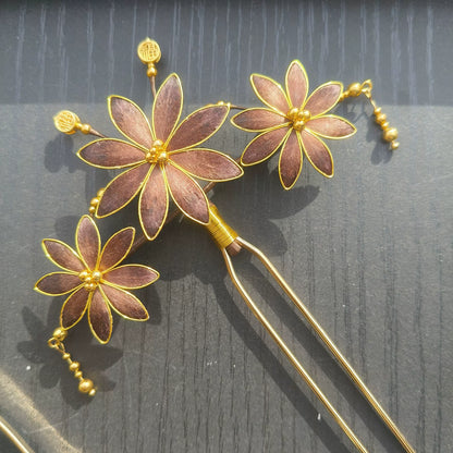 Handmade Ronghua Flower Hairpin - Mulberry Silk Velvet Blossom Hair Pin with Gold Accents