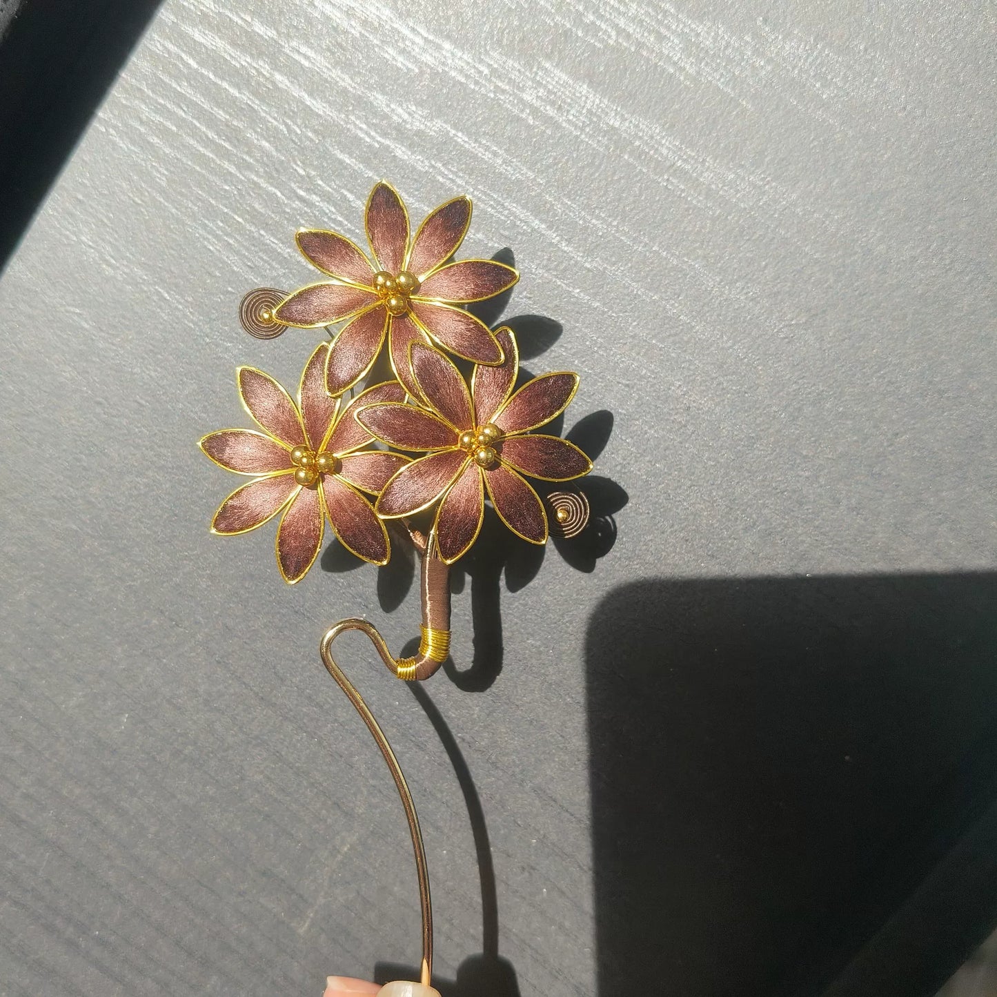 Handmade Ronghua Flower Hairpin - Mulberry Silk Velvet Blossom Hair Pin with Gold Accents