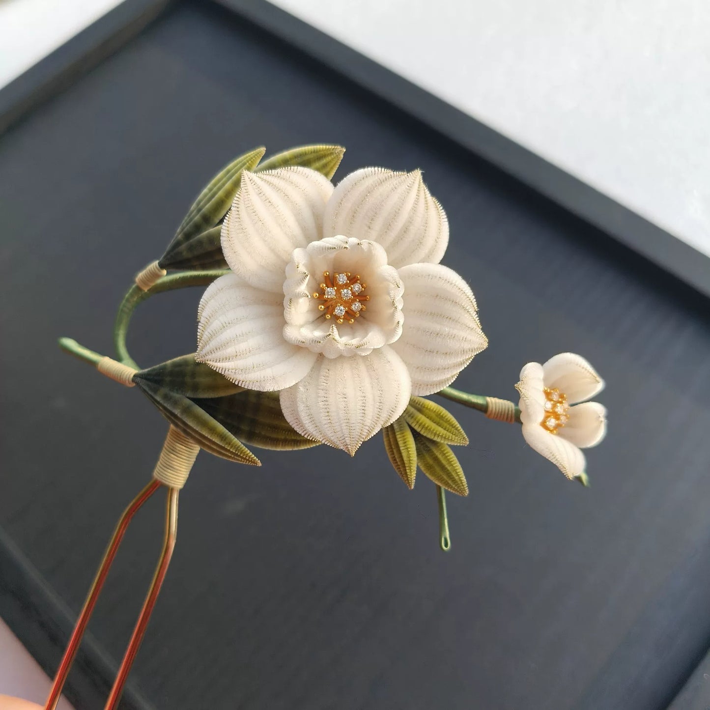 Handmade Ronghua Camellia Hairpin - Natural Silk Flower Hair Accessory