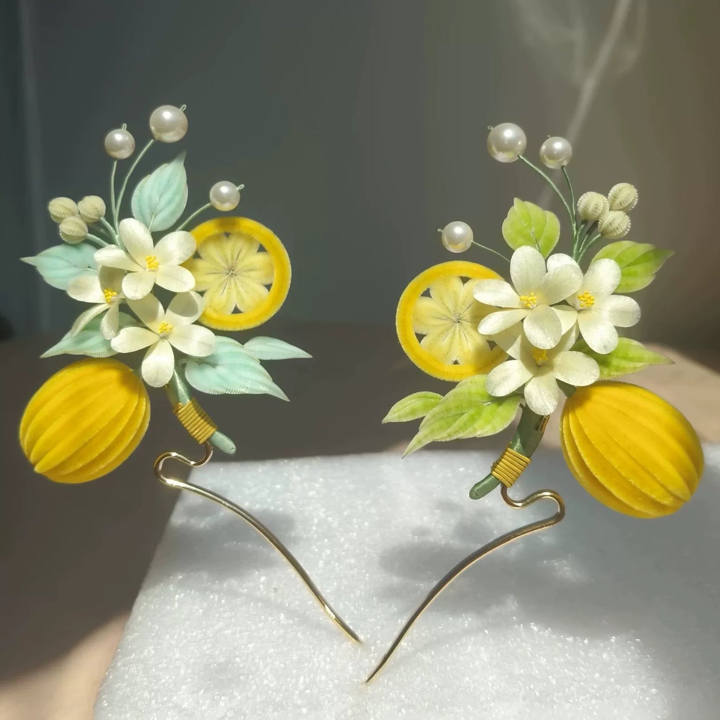 Handmade Ronghua Lemon Summer Hairpin - Natural Silk Flower Hair Accessory