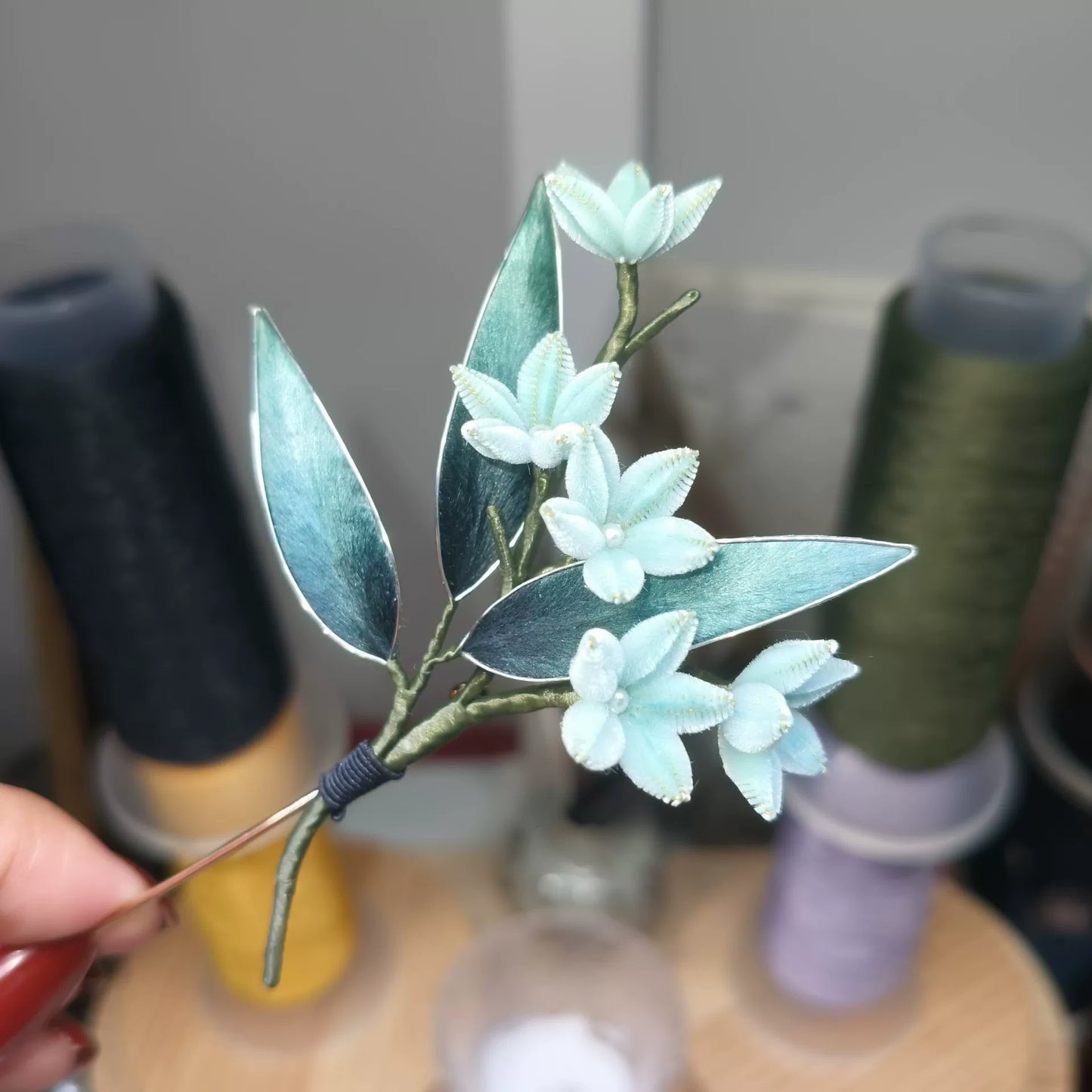 Handmade Ronghua Bamboo Leaf Brooch - Natural Silk Velvet Flower Pin